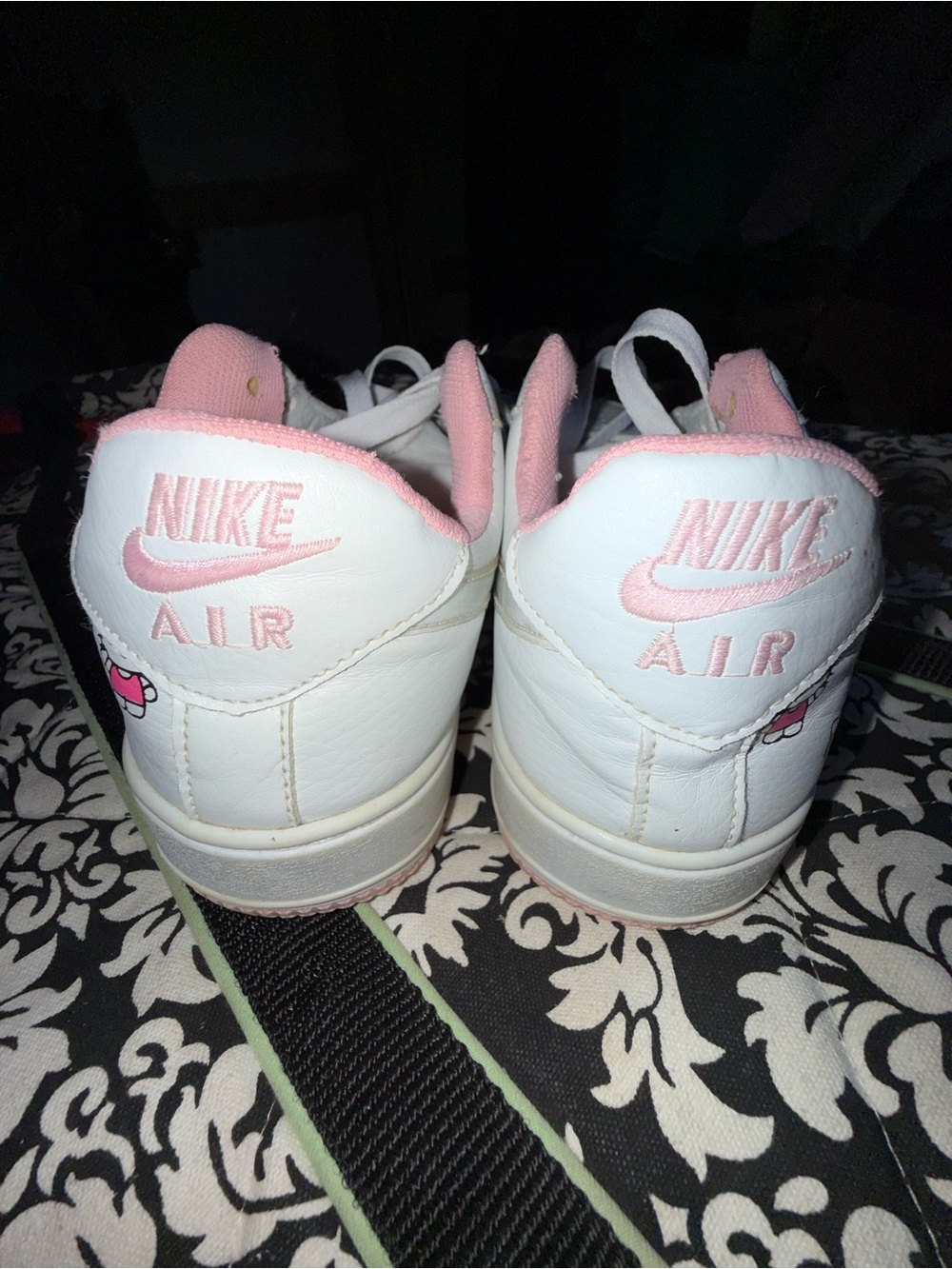Nike Hello Kitty Sneakers with Hello Kitty Water Bottle and Love Backpack - Picture 4 of 14